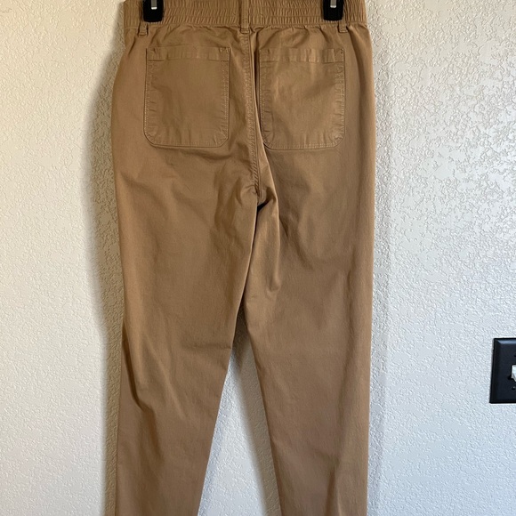 LIKE NEW Kensie Jeans size 4 tan/brown colored tie/zip front straight leg. - Picture 5 of 6